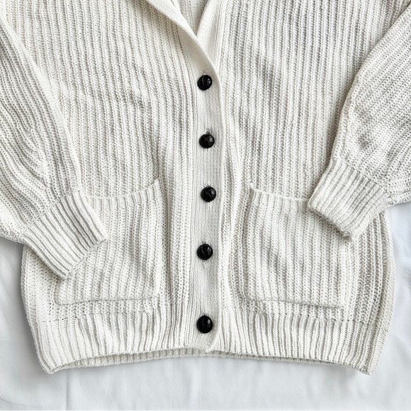 The Hooded Crochet Knit Cardigan 🤍 by Abercrombie & Fitch; Size Medium - Picture 2 of 8